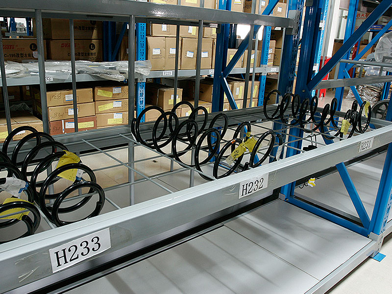 選擇倉儲貨架的注意事項
.jpg 倉儲貨架.jpg